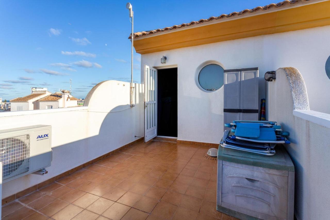 Pool-Side Townhouse In Cabo Roig Villa Orihuela Dış mekan fotoğraf